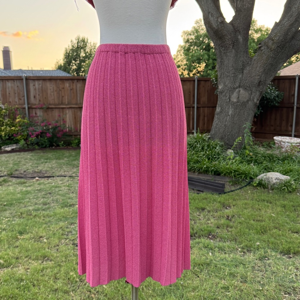 💖 Elegant Vintage Castleberry Cranberry-Pink Knit Skirt Set - Picture 9 of 16
